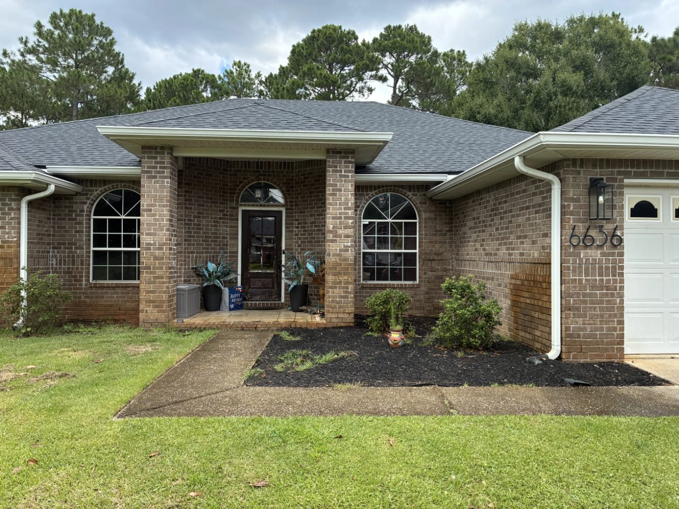 Navarre brick home — Solar film · Navarre FL — window tint by Elite Window Tinting